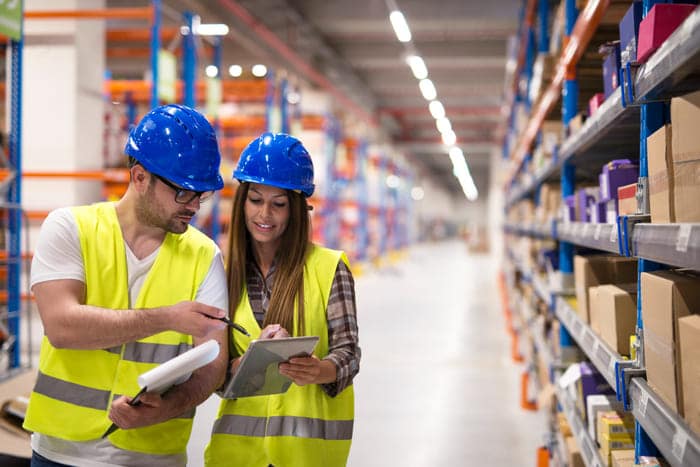 Descubre los beneficios que ofrece un software comercial a los mayoristas