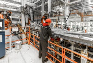 Busca innovación digital para el sector automotriz