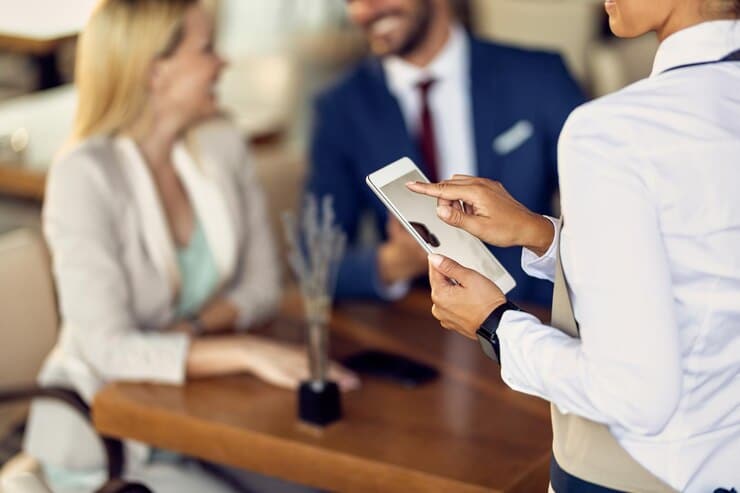 Optimiza la gestión financiera para hoteles 